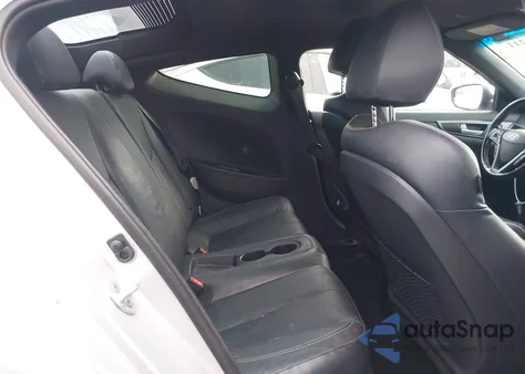 2016 Hyundai Veloster Turbo z USA, uszkodzony, nr VIN KMHTC6AE5GU284810